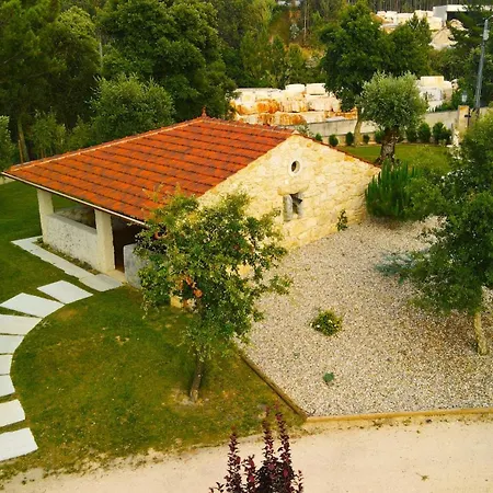 Jardins Do Barao منتزه العطل *